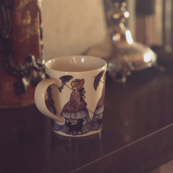 エルサベスコフ マグカップ ハンドル付 アーント ラベンダー デザインハウスストックホルム Elsa Beskow MUG WITH HANDLE  aunt lavender Design House Stockholm